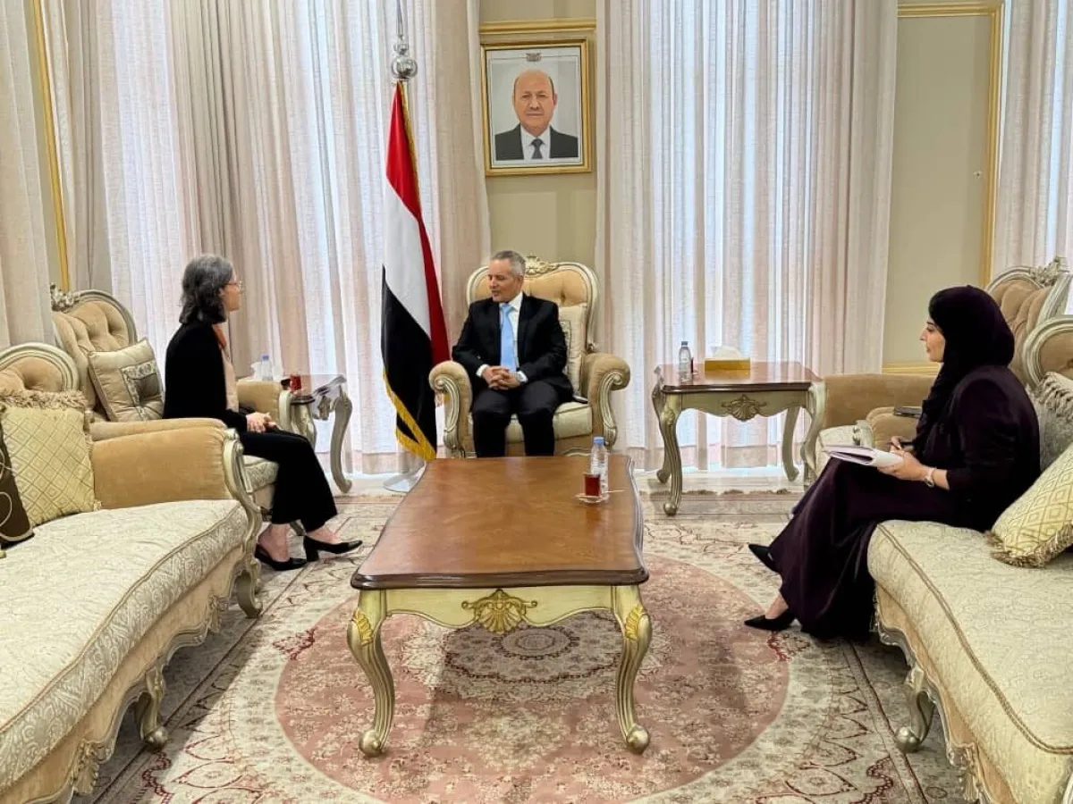 وزير الشؤون الاجتماعية يبحث مع السفيرة الفرنسية تعزيز التعاون الانساني والتنموي