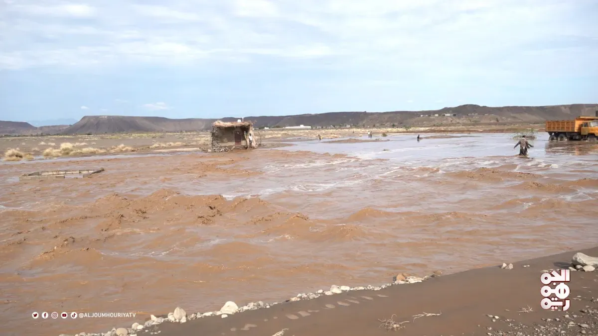 ارتفاع ضحايا السيول في المخا وموزع إلى 17 وفاة و5 مفقودين