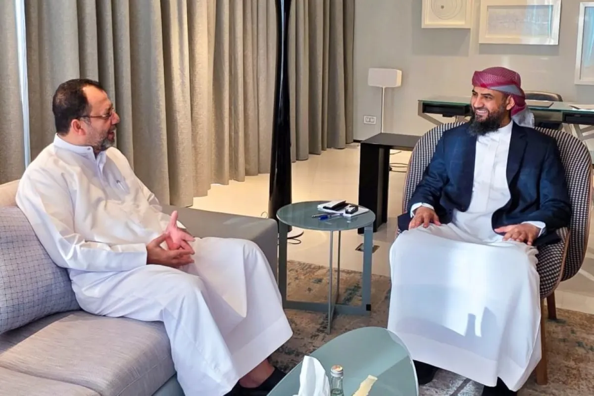 المحرّمي يلتقي وزير الكهرباء ويطلع على جهود تعزيز استقرار الطاقة وتحسين مستوى الخدمات