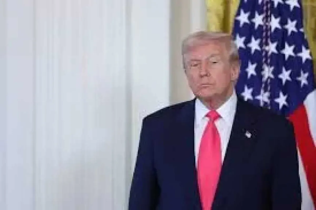 فنزويلا تنصب تمثالاً لترامب؟! ما حدث في البيت الأبيض لن تتوقعه أبداً!