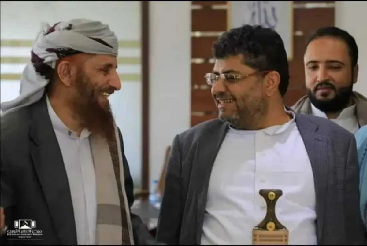 مليشيا الحوثي تفرض قيوداً مشددة على تحركات 400 طالب سلفي في إب وذمار