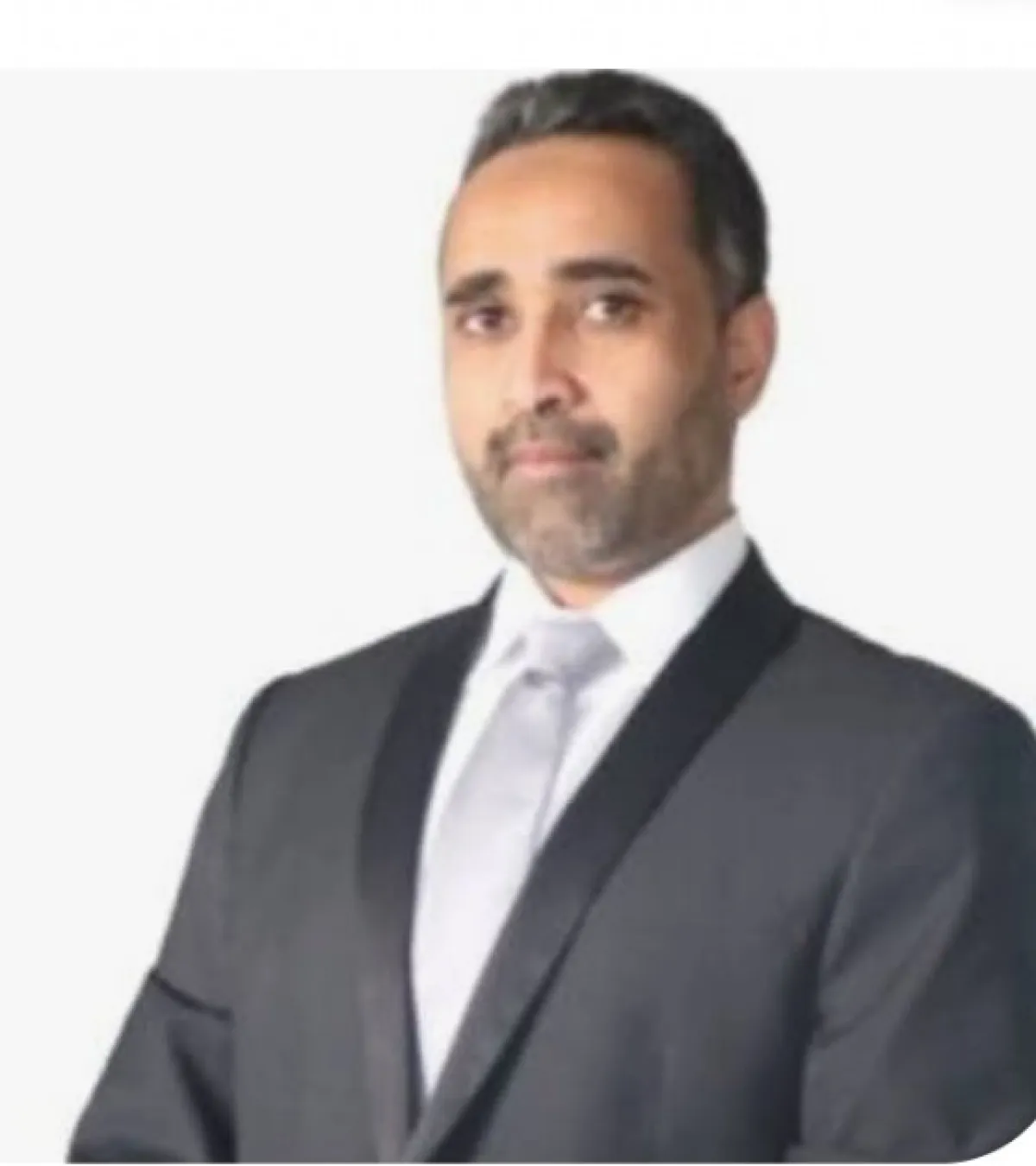 من الفوضى المنظمة إلى الفوضوية المنفرطة: احتمالات وسيناريوهات تشكيل بنية النظام الإقليمي في الشرق الأوسط