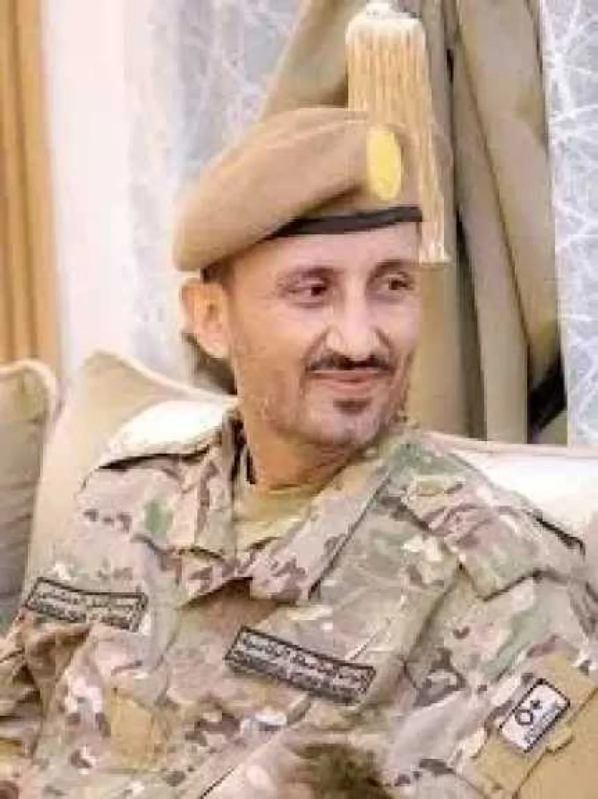 270 يوماً تحت الأرض! ناشط يفضح تفاصيل ”القبر” الذي زُج فيه بأوامر من القيادي الانتقالي العنشلي!