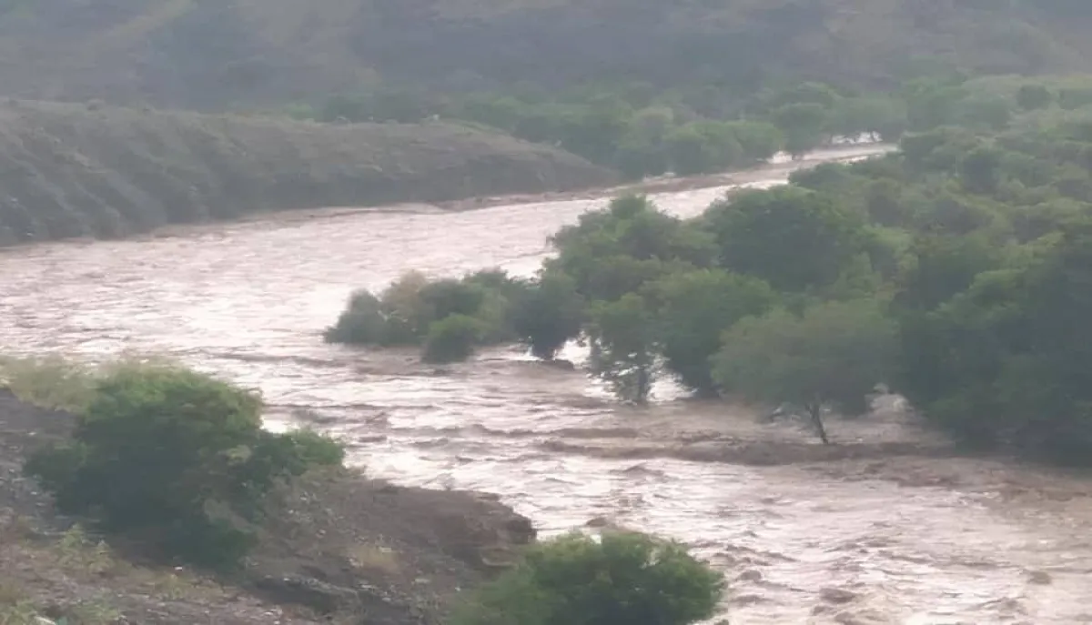 تحذيرات عاجلة… سيول جارفة تتجه نحو الحوطة وأطراف عدن