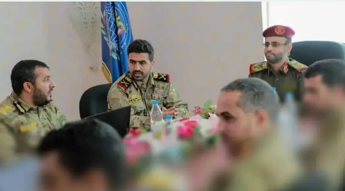 المخابرات الحوثية تحذر قيادات الجماعة وتأمرها بمغادرة منازلها ومقراتها