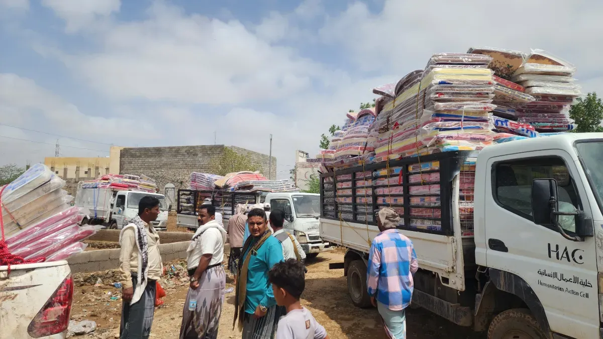 الخلية الإنسانية في المقاومة الوطنية تبدأ تقديم الدعم العاجل لمتضرري السيول غرب تعز