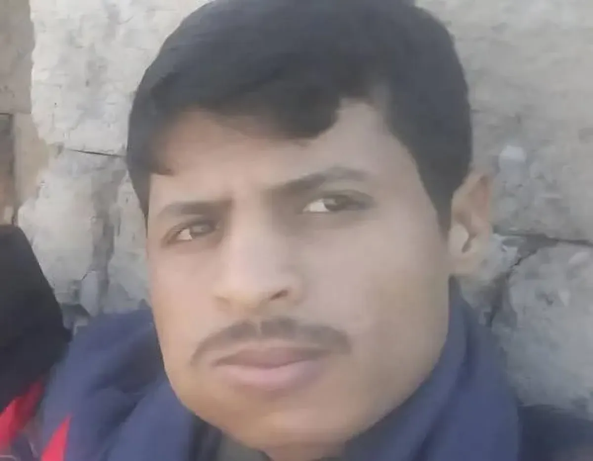 مقتل شاب وإصابة طفل بهجوم مسلح للحوثيين على مزارعين في عمران