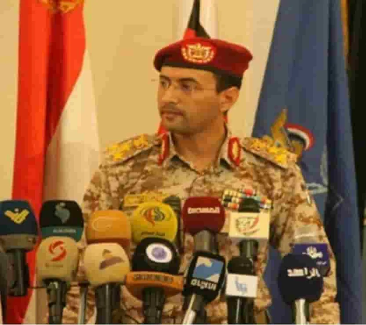 ناطق الحوثيين العسكري يصدر بيان بشأن مشاركتهم في الحرب إلى جانب إيران 