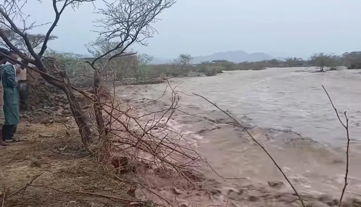 ارتفاع صادم لعدد ضحايا سيول الساحل الغربي والعثور على جثتي طفلين بعد يوم من فقدانهما