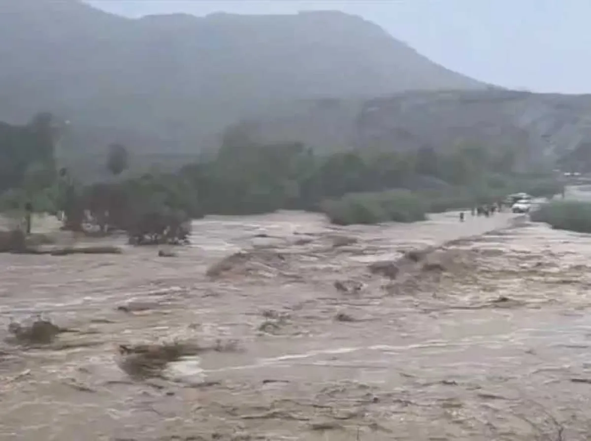 دليل النجاة من السيول والصواعق.. أرصاد اليمن تصدر ‘‘حزمة نصائح’’ وتحذيرات عاجلة للمواطنين