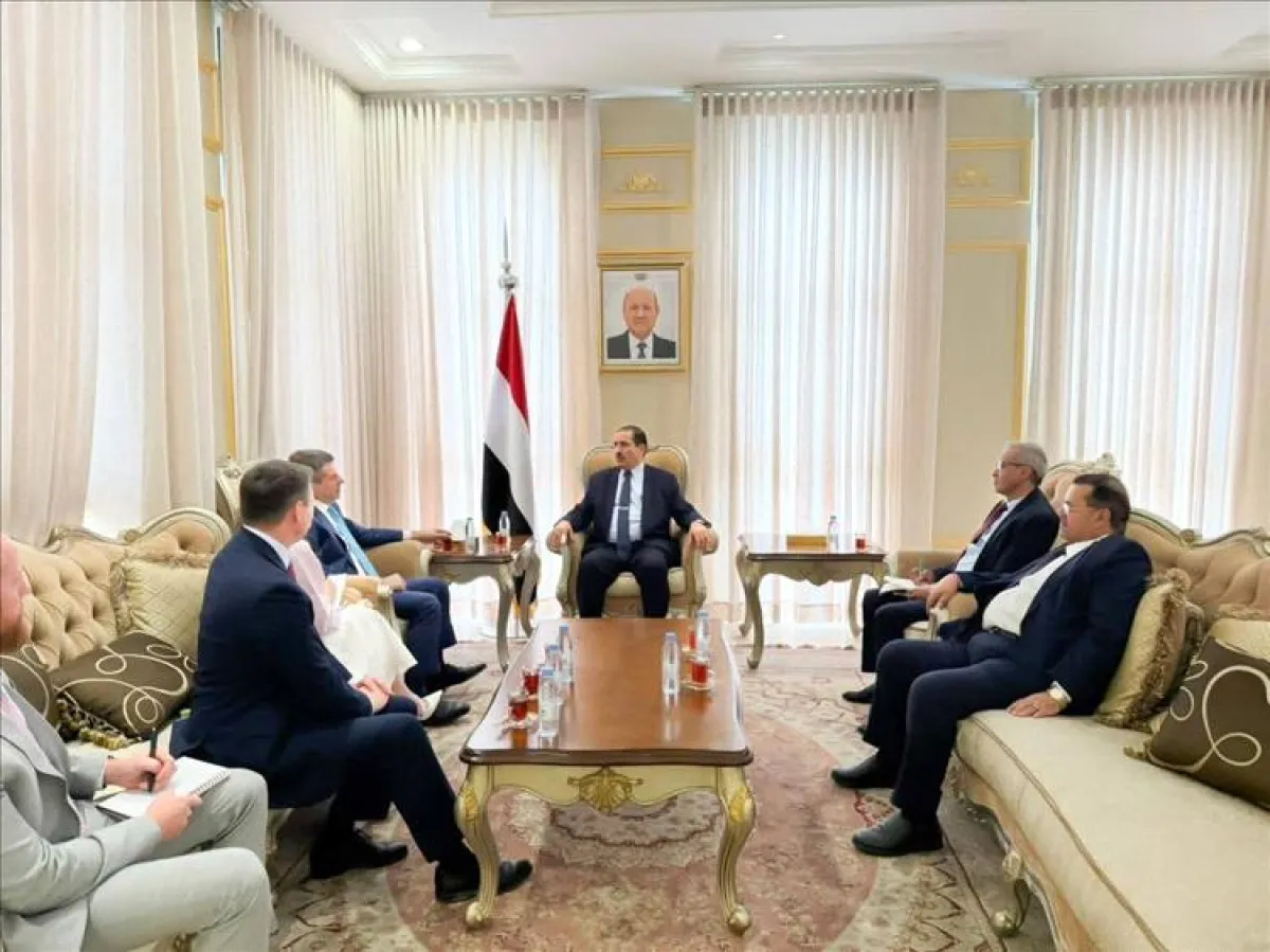 وزير الداخلية يبحث مع السفير الأمريكي تعزيز التعاون الأمني ودعم برامج وزارة الداخلية