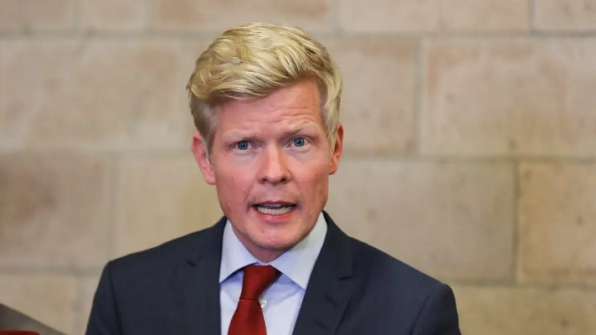 المبعوث الأممي: قرار الحوثيين ينذر بجر اليمن إلى الحرب الإقليمية