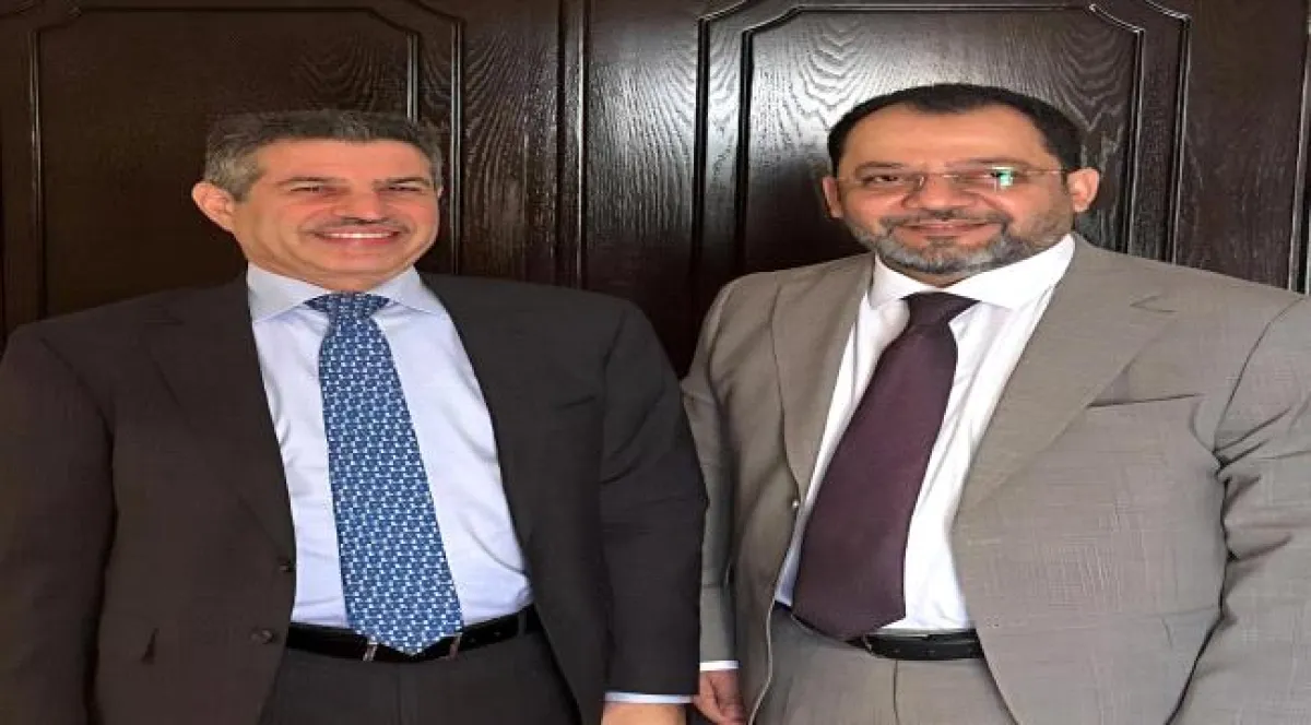 وزير الكهرباء يستعرض مع السفير الأمريكي  تحديات غير مسبوقة ويدعو لتحرك دولي عاجل  