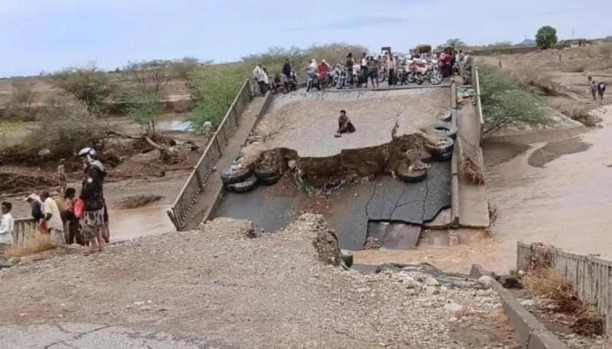 "رويترز": 17 قتيلاً جراء السيول في اليمن وخسائر واسعة في الممتلكات