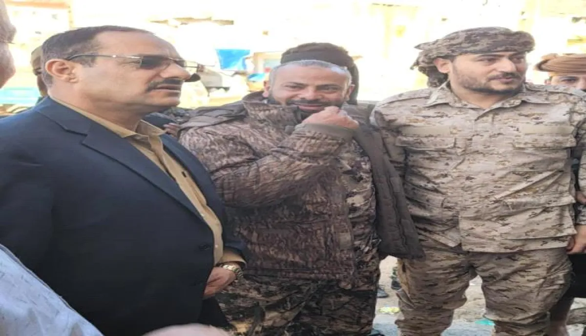 اللواء القبة واللواء باهارون يتفقدان مركز الأحوال المدنية وإدارة أمن مريس لتعزيز الخدمات الحكومية