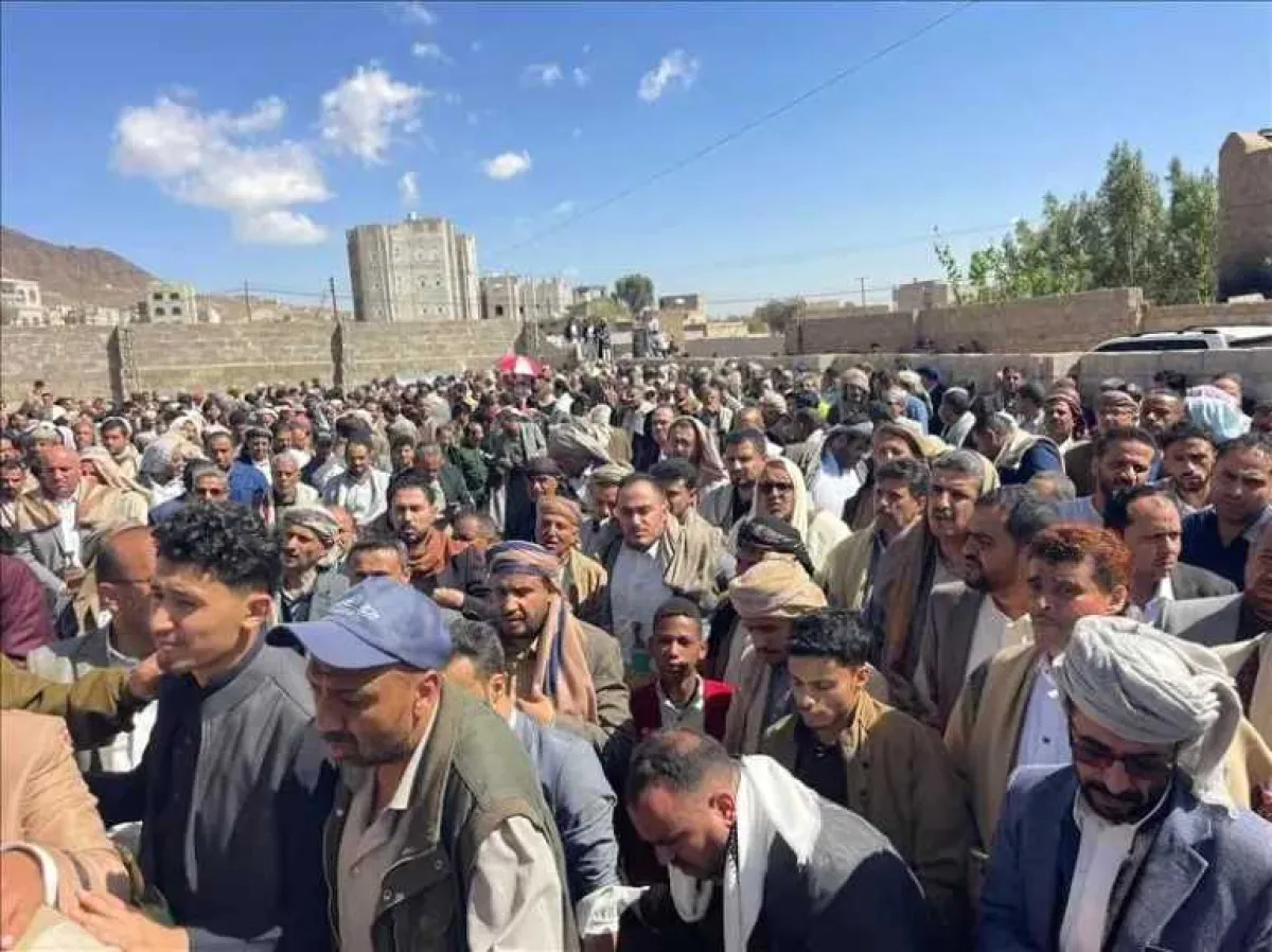 مئات الآلاف تغلق الطرق في تشييع ”الكابتن العصري”.. والسوشيال ميديا تشعل!