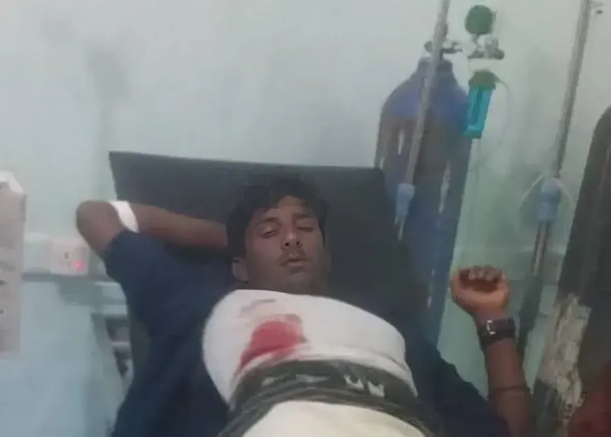 إصابة شاب بشظايا قذيفة حوثية جنوبي الحديدة