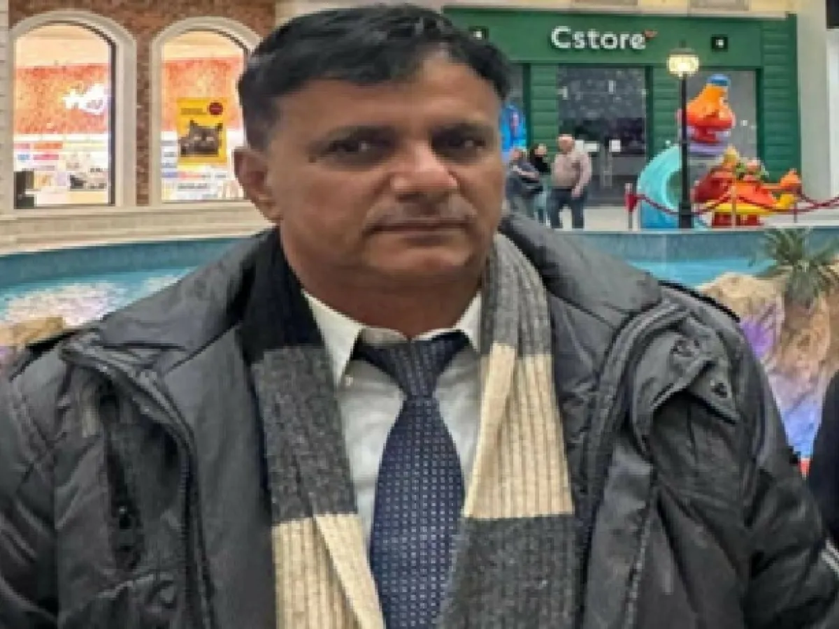 قيادي جنوبي يهاجم دعوة الانتقالي المنحل للتظاهر في عدن ويحذر من أمر خطير