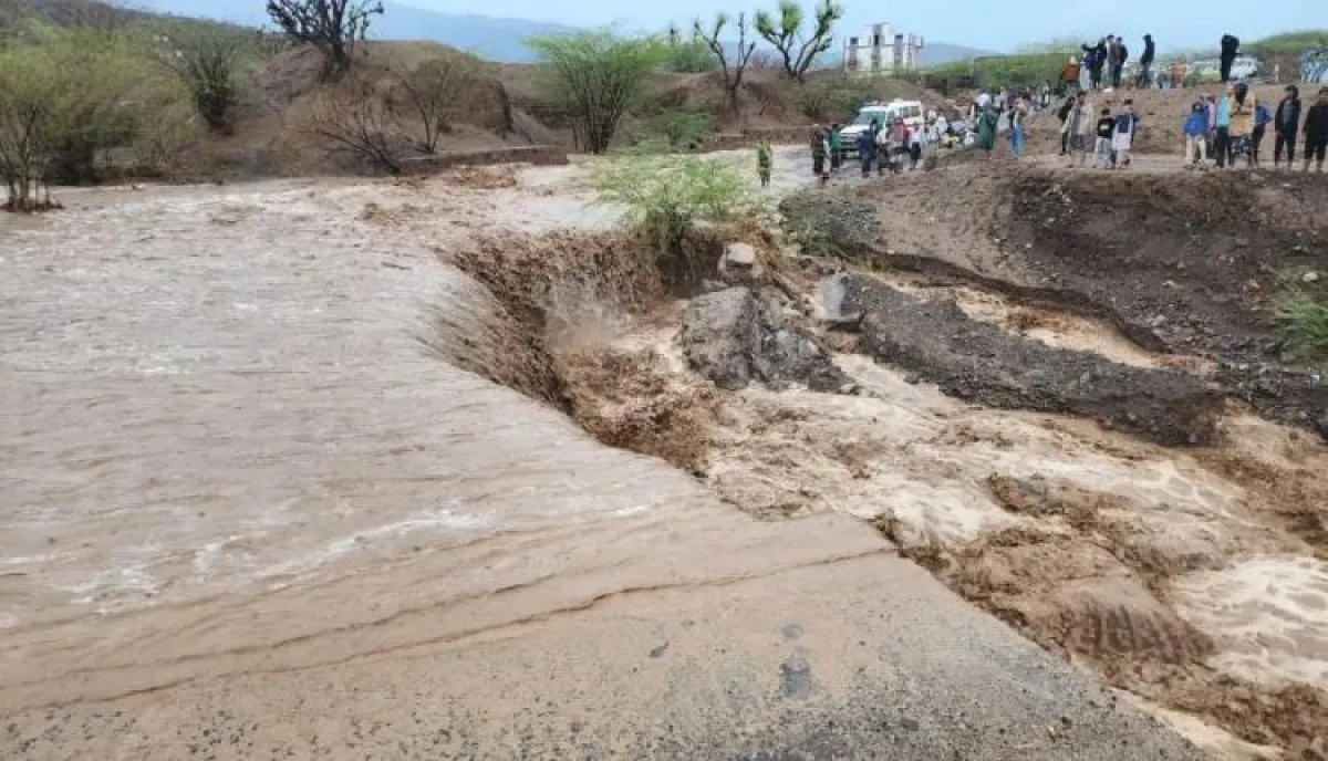 العثور على مفقودين يرفع ضحايا السيول في المخا وموزع إلى 21 شخص