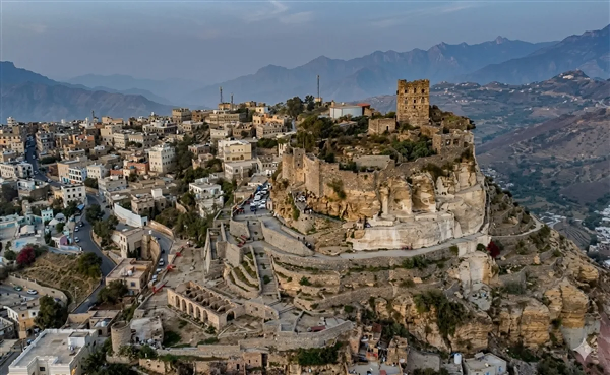 حملة اختطافات حوثية في مدينة حجة تطال أكثر من 20 شابا