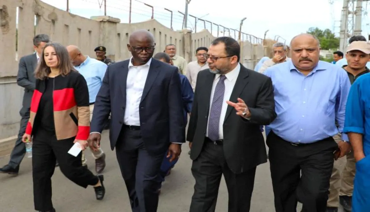 وزير الكهرباء  ونائب رئيس البنك الدولي يتفقدان محطة الحسوة ويستعرضان احتياجاتها الفنية