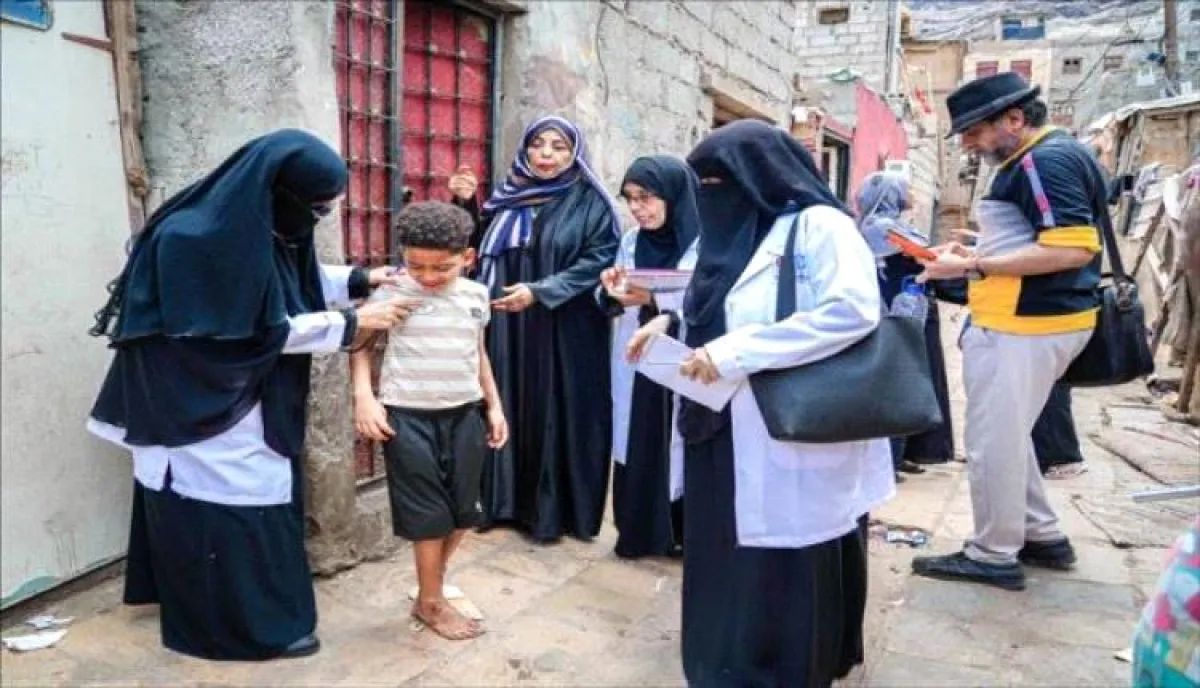 الترصد الوبائي بمديرية صيرة ينفذ نزولاً ميدانياً لضبط حالات الملاريا
