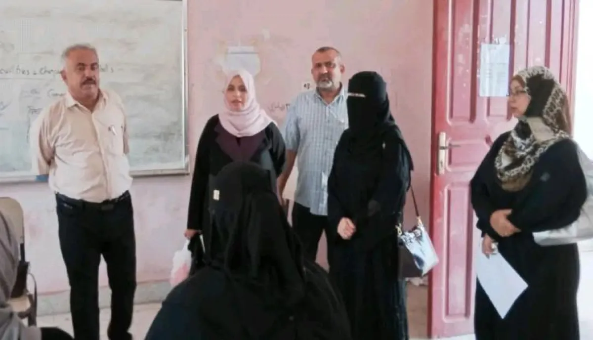 قيادة التعليم الفني بعدن تتفقد معهد خورمكسر وتشيد بالانضباط بعد إجازة العيد