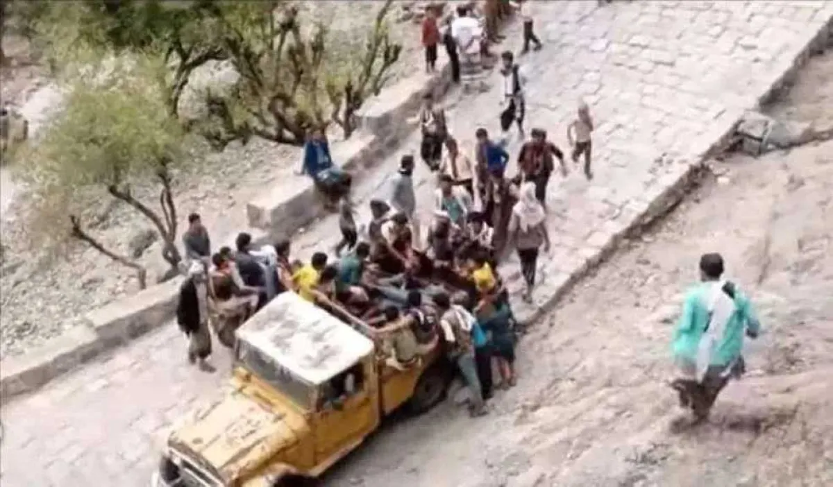 كارثة في تعز! انقلاب مروع يودي بحياة قتيلين ويصيب 10 في ”حتفهم”.. تفاصيل مأساة نقيل المداهف!