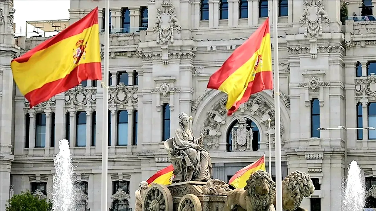 إسبانيا تغلق مجالها الجوي أمام الطائرات الأميركية المشاركة في هجمات إيران