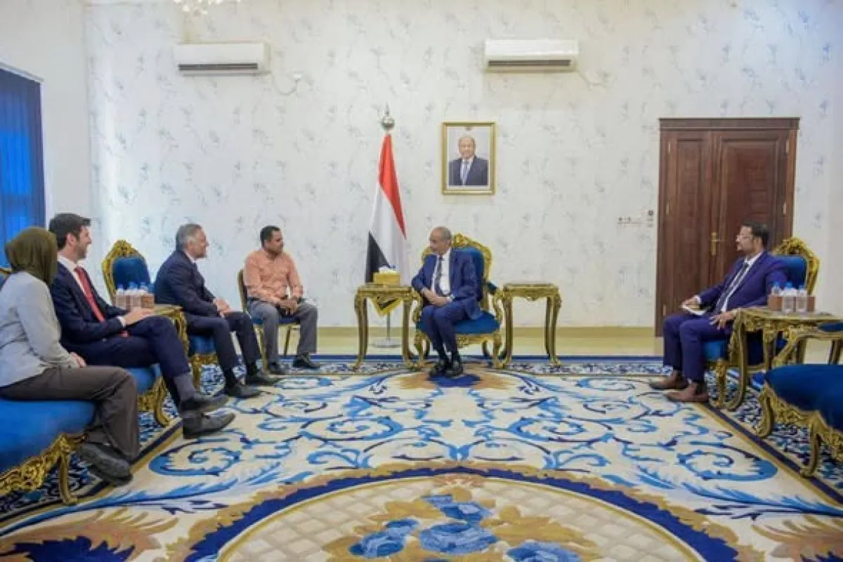 الفريق الركن محمود الصبيحي يستقبل في عدن سفير الاتحاد الأوروبي