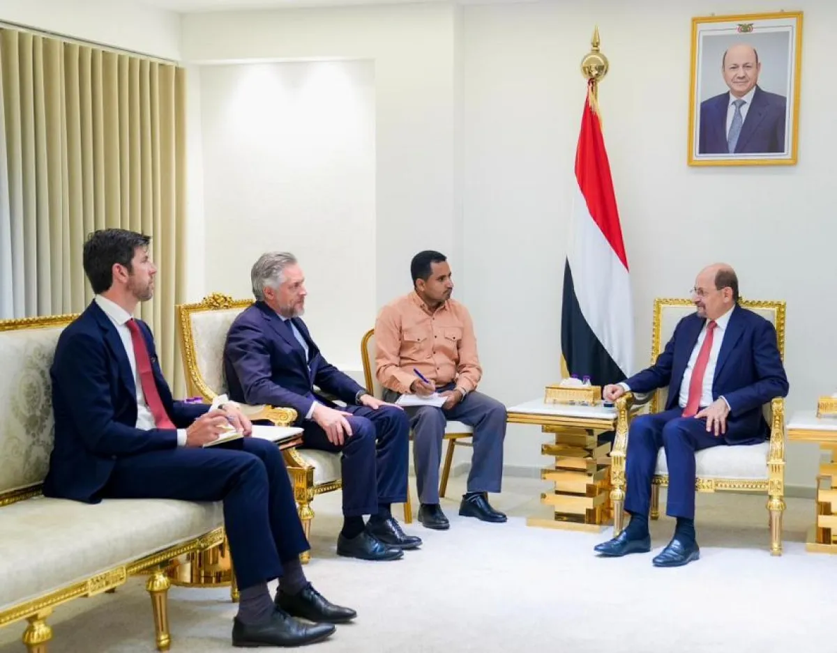 الزنداني يستعرض مع سفير الاتحاد الأوروبي أولويات الإصلاح ودعم الخدمات الأساسية