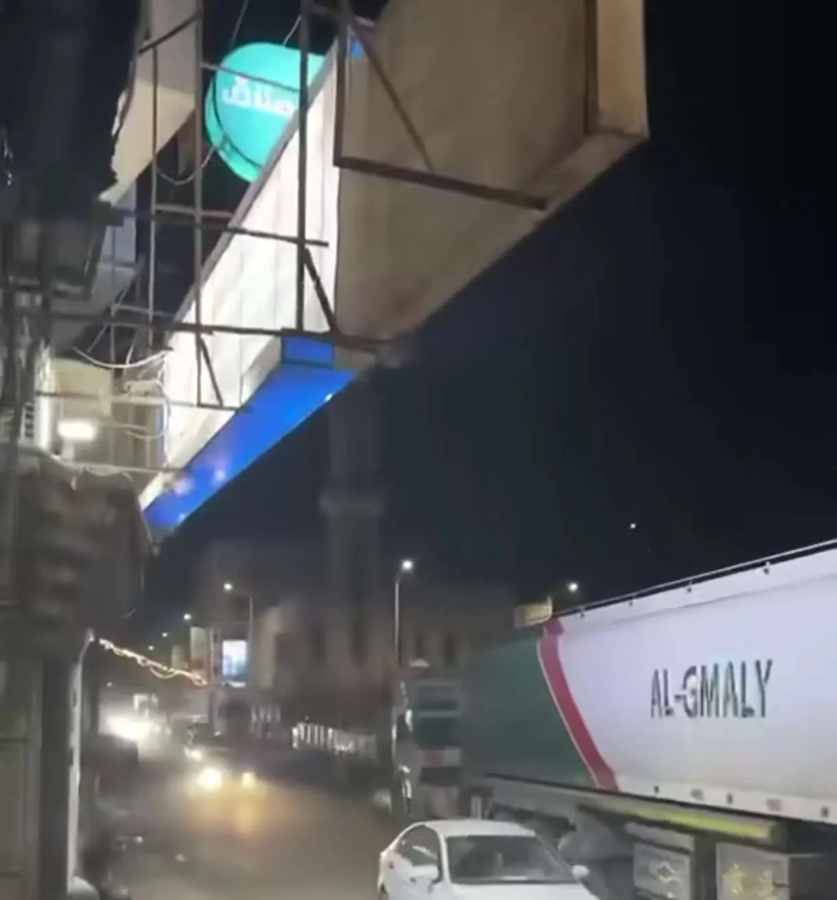 قطع طريق القواطر وإطلاق نار لإيقافها