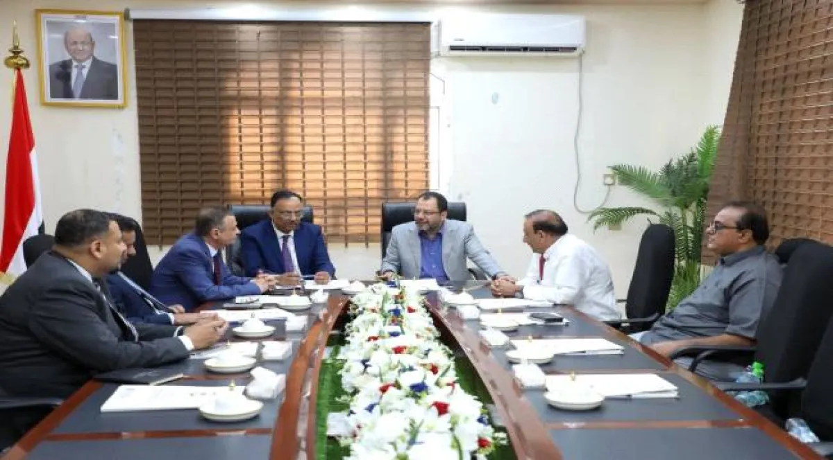 وزير الكهرباء ورئيس مصلحة الجمارك يبحثان تطوير التسهيلات الجمركية لقطاع الطاقة