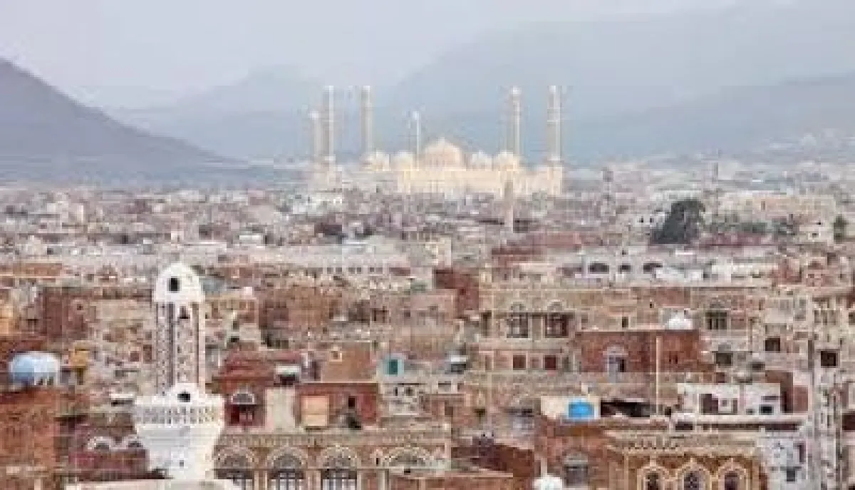 أوامر حوثية بإخلاء حي سكني في صنعاء تثير حالة من الهلع بين السكان