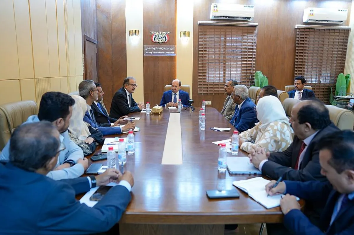 الزنداني من عدن: دعم حكومي شامل للنهوض بالقطاع الصحي وتوسيع الخدمات وتقليل العلاج في الخارج