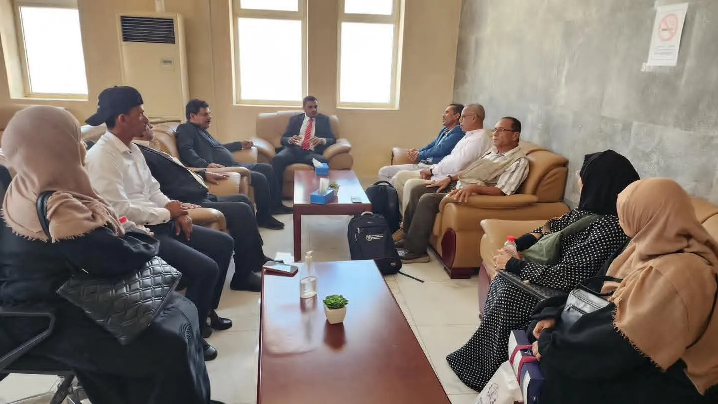 وصول وفد من وزارة الزراعة والأسماك ومنظمة “الفاو” إلى سقطرى