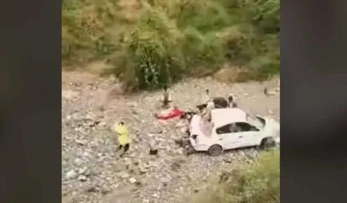 حادث مروري مروّع في حراز يودي بحياة نجل أكاديمي ويصيب أفراد أسرته