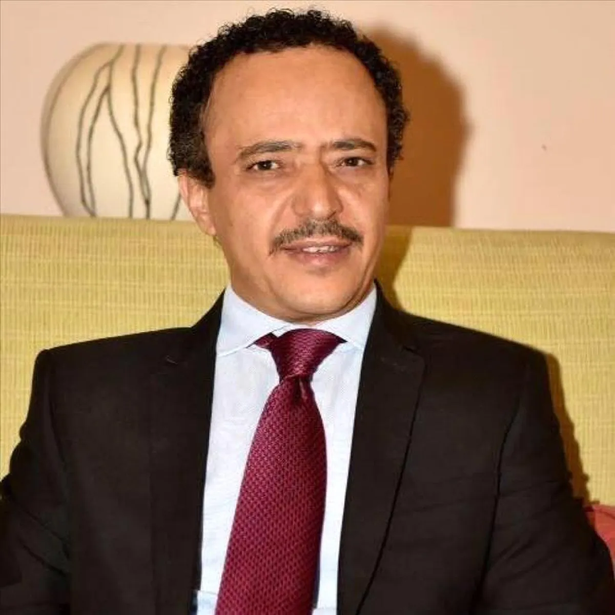 غلاب: اختراقات خطيرة تهدد بتحويل اليمن إلى ساحة نفوذ إيراني