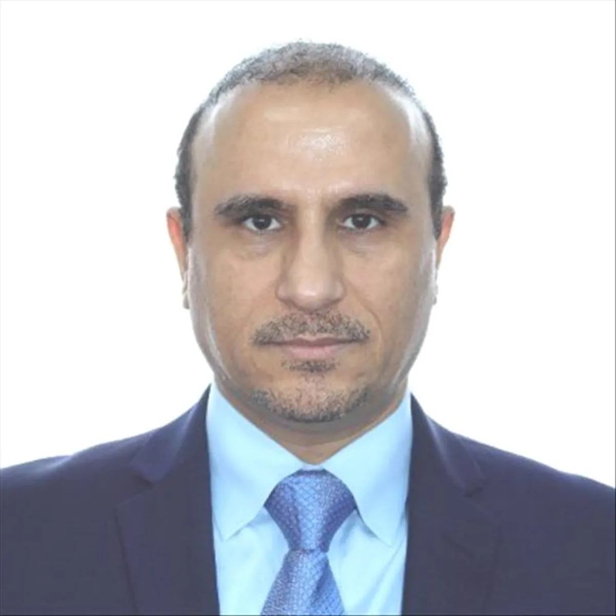 سفير سابق: هزيمة إيـ.ـران قد تمثل انفراجة حقيقية لليمن