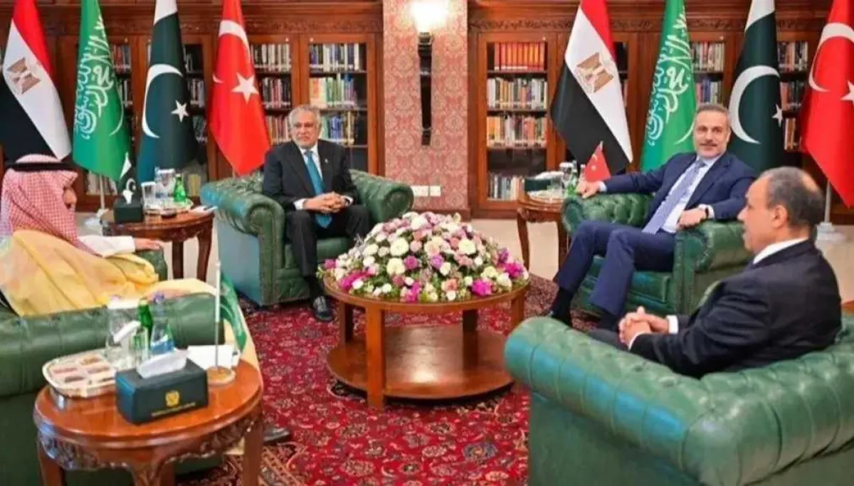 غضب إماراتي تجاه ”المحور الباكستاني السعودي المصري التركي”: ”ولد ليموت”.. وأكاديمي سعودي يرد