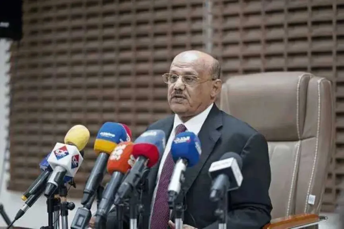 عجز 48% ووزراء في واشنطن! كشف حقيقة رحلة ”الترف” الحكومي التي أثارت غضب اليمنيين.