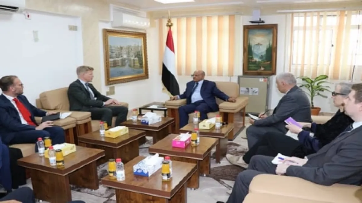 اليمن: غروندبرغ يستهل لقاءاته في عدن بمباحثات اقتصادية مع محافظ البنك المركزي