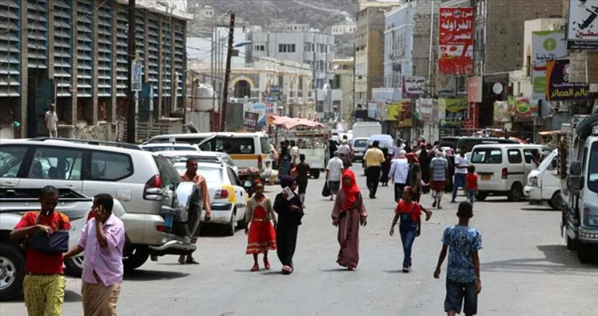 جهود يمنية لتعزيز الاقتصاد والخدمات بإسناد دولي