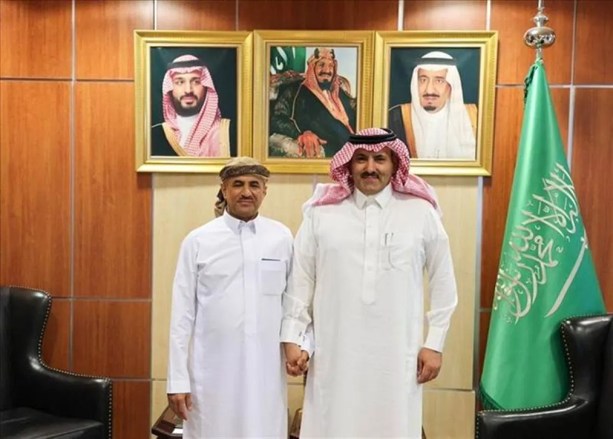 السفير السعودي يكشف تفاصيل لقائه بصلاح الشنفرة.. إشادة بدور المملكة في الحوار الجنوبي