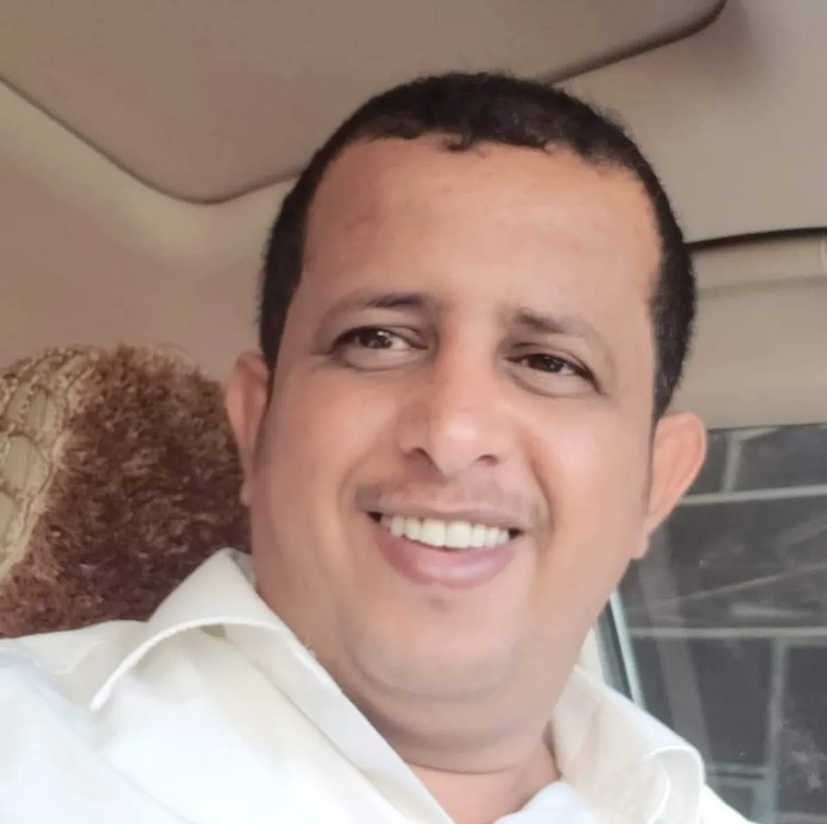 صحفي يمني ينتقد سلطة مأرب ويدعو المحافظات المحررة لإعلان أمراً هاماً لهذا السبب !