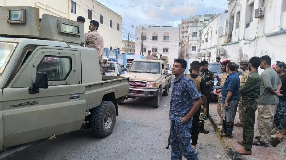 حضرموت.. حملة أمنية تضبط عدد من المطلوبين في مدينة المكلا