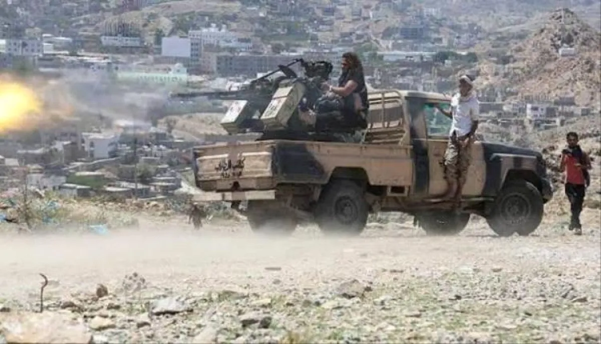 خسائر عسكرية للحكومة في هجوم حوثي على جبهة تعز