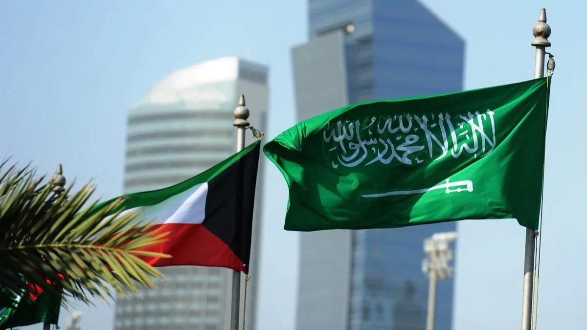 السعودية تتضامن مع الكويت وتؤكد أن الاعتداءات التي تستهدفها تقوض جهود الاستقرار في المنطقة