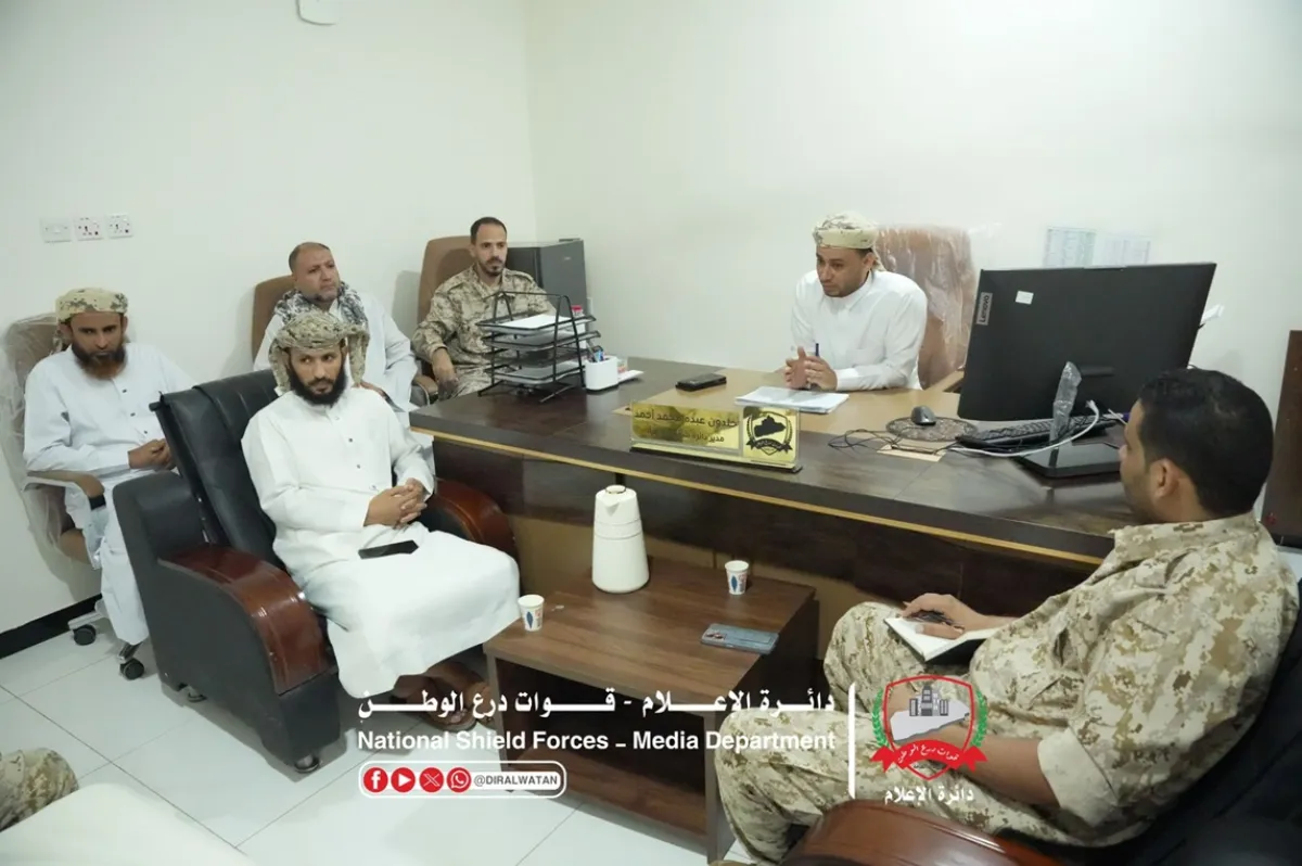 رئيس أركان قوات درع الوطن خلال تفقد المالية وشؤون الأفراد: لا تهاون في الانضباط وتطوير الأداء المؤسسي