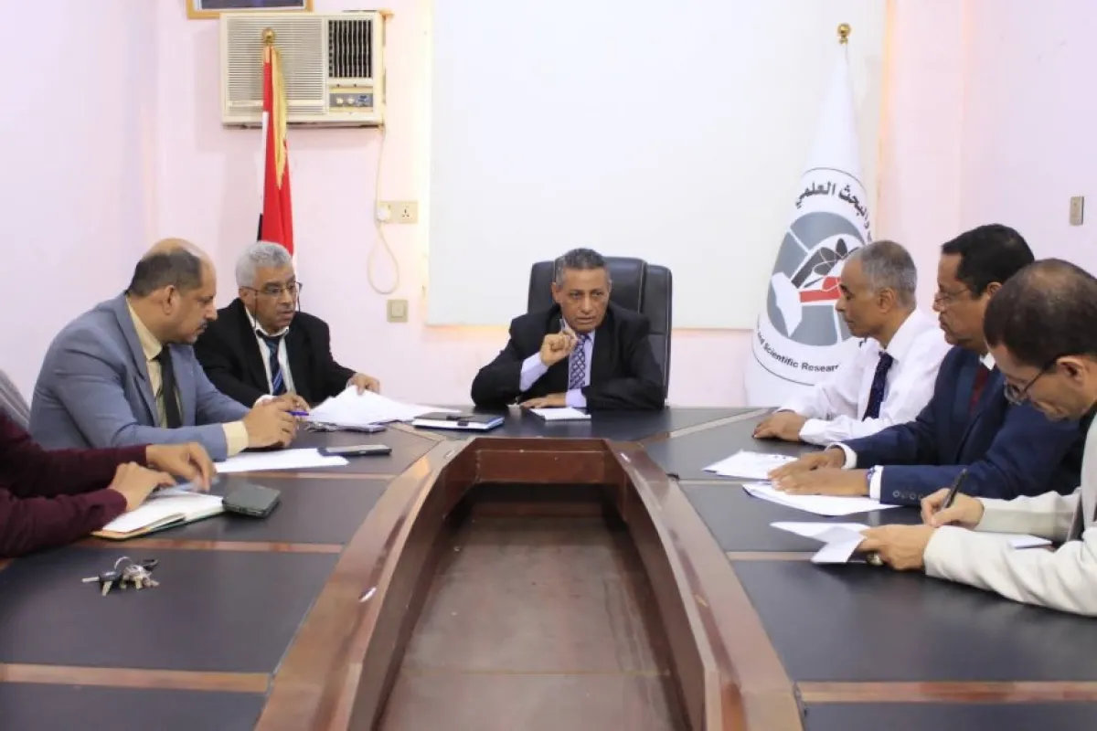 وزير التعليم العالي يترأس اجتماعاً لقيادة قطاع الشؤون التعليمية لمناقشة سبل تجويد الأداء الأكاديمي